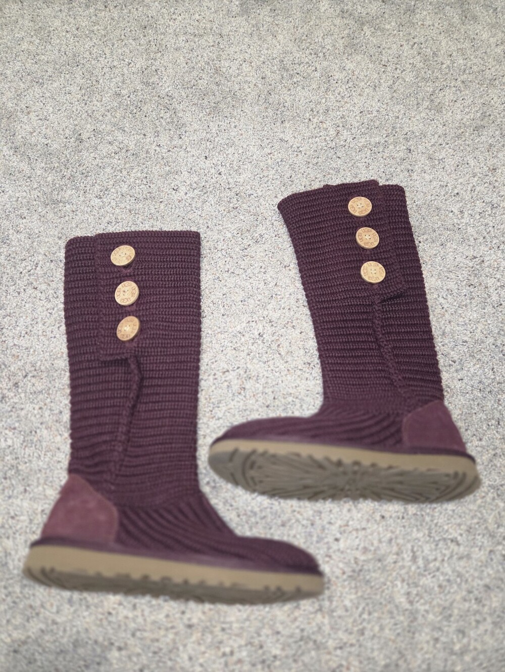 UGG Classic Cardy Knit Boots burgundy Womans Size 6 - Picture 8 of 11